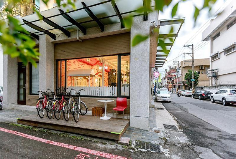 幸福加油站電梯民宿 -近東大門夜市 Hualien City Exterior foto